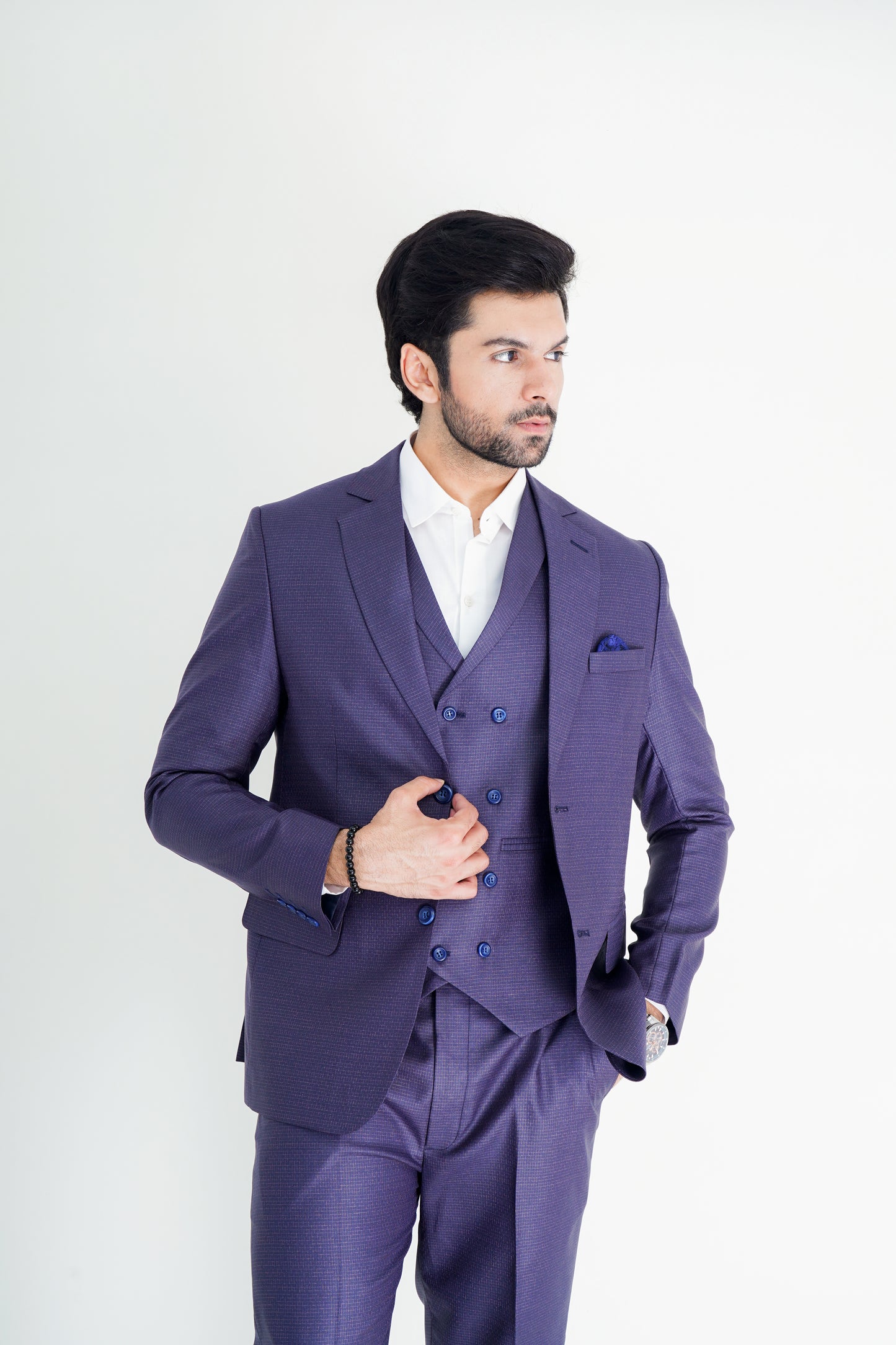 The Prestige Three-Piece Pant Suit – Elevate Your Presence, Command Attention