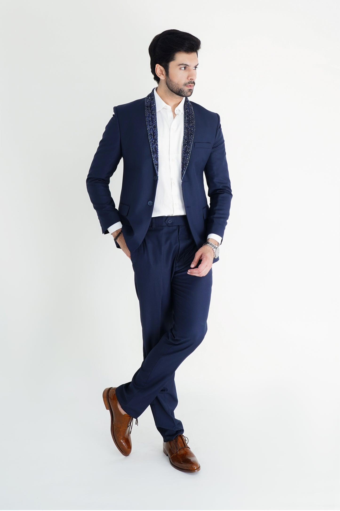 The Blue Elegance Two-Piece Pant Suit – Embroidered Collar for Modern Sophistication