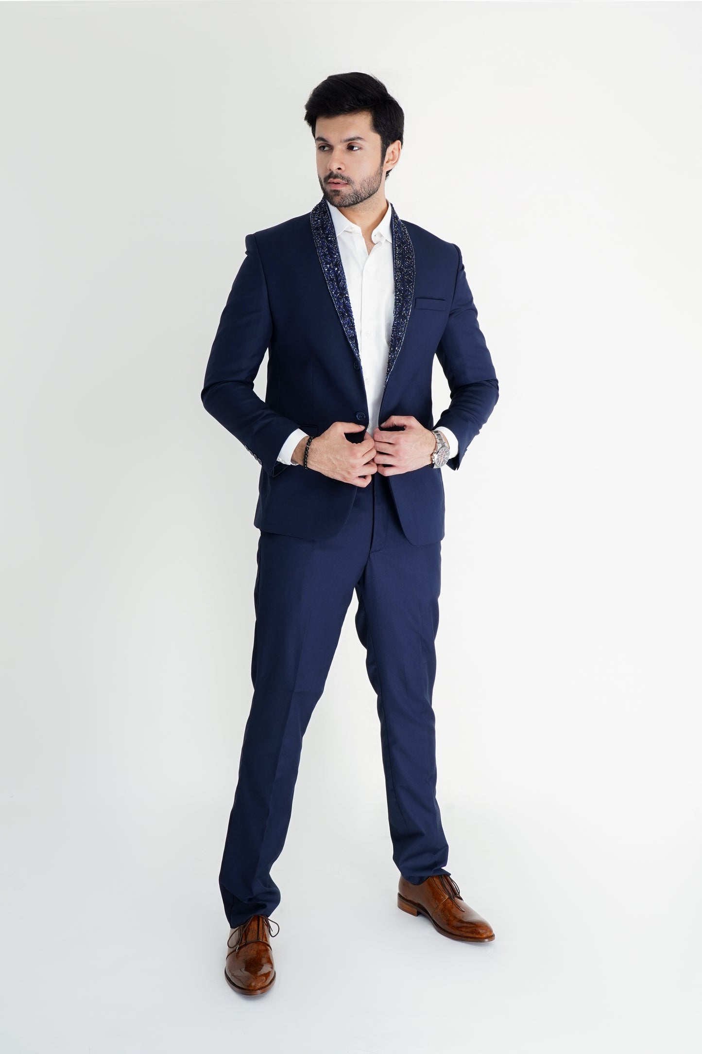 The Blue Elegance Two-Piece Pant Suit – Embroidered Collar for Modern Sophistication