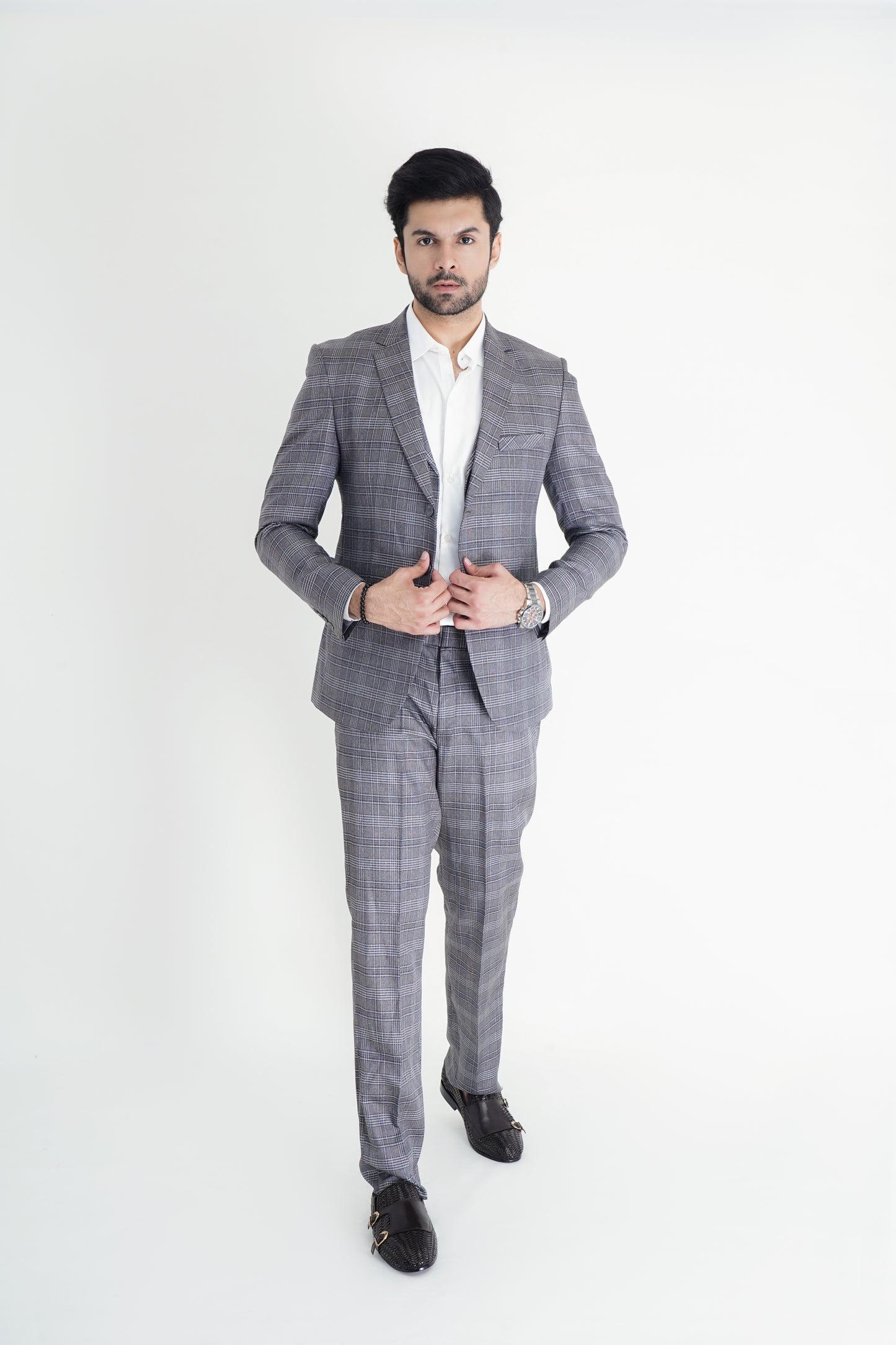Double-Layered Check Suit – Premium Tailored Fit for a Modern Look