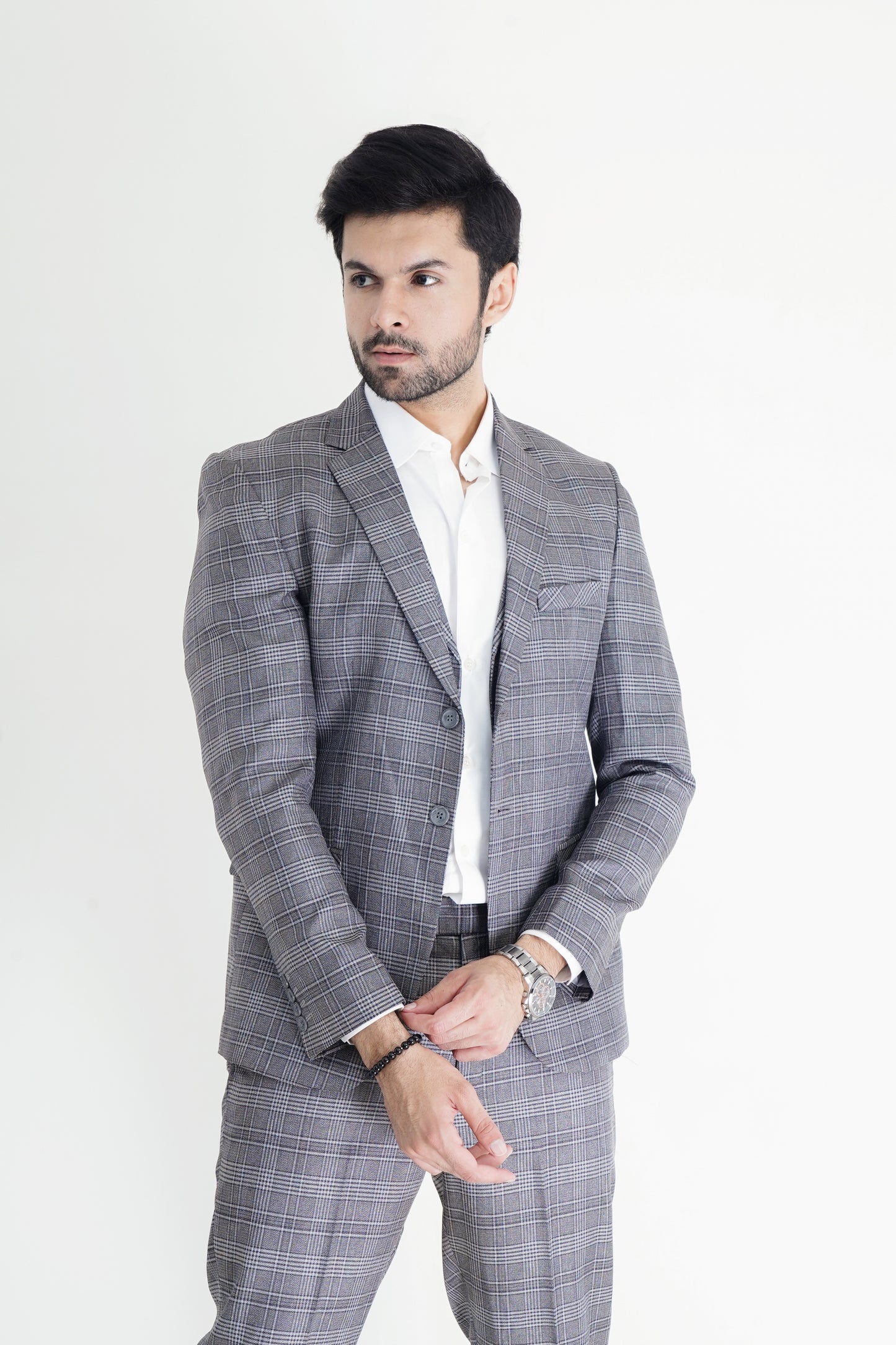 Double-Layered Check Suit – Premium Tailored Fit for a Modern Look
