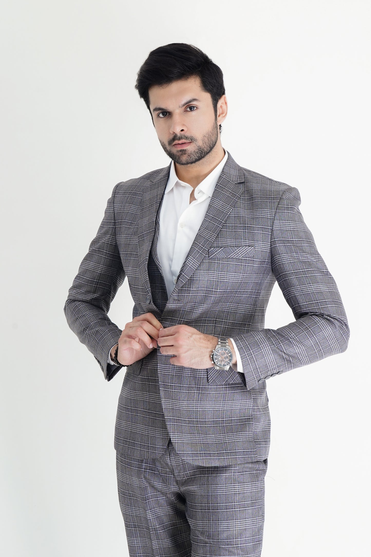 Double-Layered Check Suit – Premium Tailored Fit for a Modern Look
