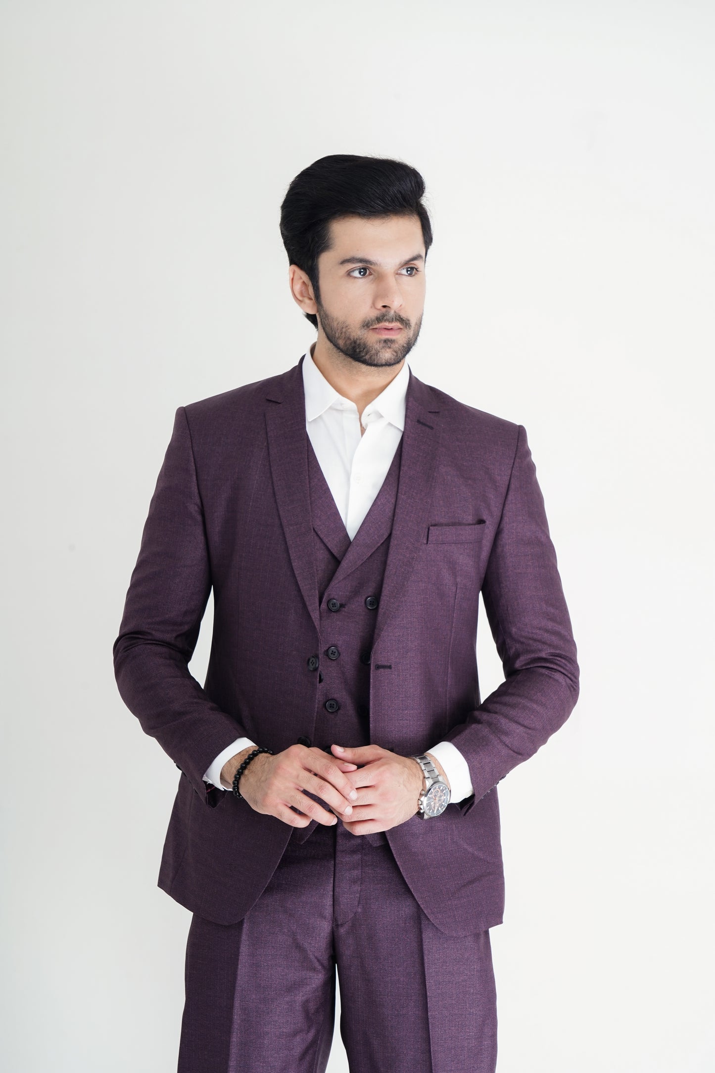 The Bold Essence Three-Piece Pant Suit – Where Confidence Meets Couture